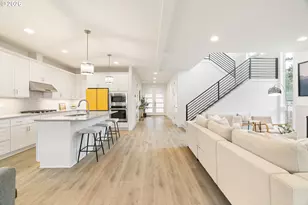 5891 SW 67th Pl, Portland, OR 97225 - Photo 7