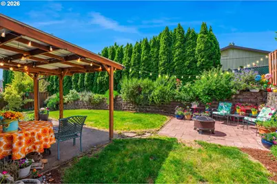 287 SW Oliver Ct, Dundee, OR 97115 - Photo 37