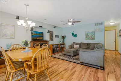 287 SW Oliver Ct, Dundee, OR 97115 - Photo 23