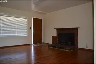 641 SE 148th Ave, Portland, OR 97233 - Photo 5