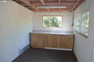 641 SE 148th Ave, Portland, OR 97233 - Photo 15