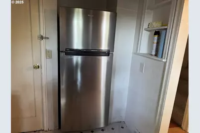 8305 SE Rhone St, Portland, OR 97266 - Photo 17