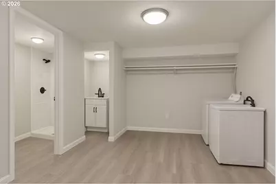 8305 SE Rhone St, Portland, OR 97266 - Photo 25