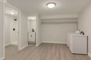 8305 SE Rhone St, Portland, OR 97266 - Photo 25