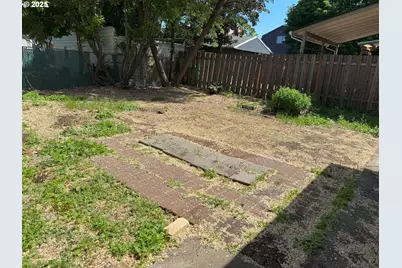 8305 SE Rhone St, Portland, OR 97266 - Photo 23