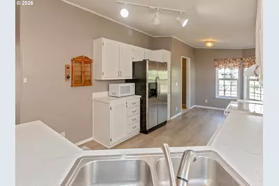 1819 SE Orient Dr #41, Gresham, OR 97080 - Photo 11