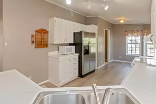 1819 SE Orient Dr, Gresham, OR 97080 - Photo 11