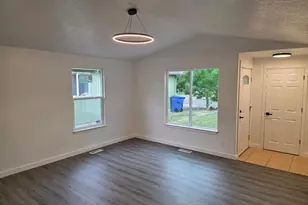 1336 Bluegrass St, Salem, OR 97317 - Photo 21