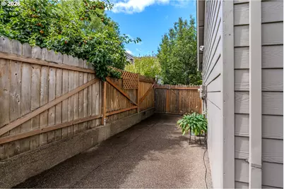 8354 SW 187th Ave, Beaverton, OR 97007 - Photo 41