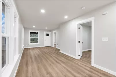 9711 SE Reedway St, Portland, OR 97266 - Photo 7