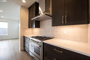 7353 NW Oakfern Dr, Portland, OR 97229 - Photo 23