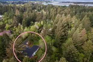 1157 8th St, Bandon, OR 97411 - Photo 5