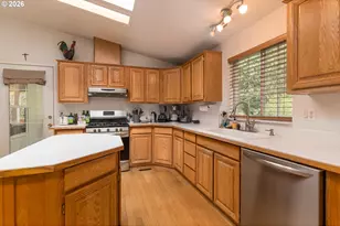 1157 8th St, Bandon, OR 97411 - Photo 9