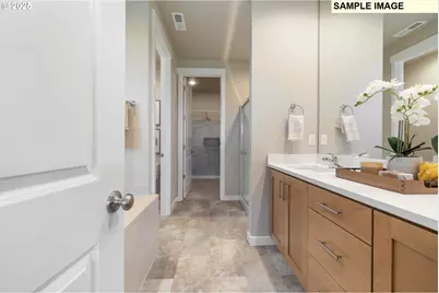 767 Magnolia Ave, Woodburn, OR 97071 - Photo 7