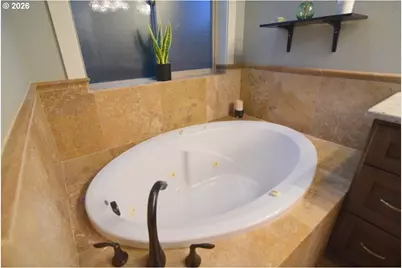 2335 Maplewood Dr S, Salem, OR 97306 - Photo 21