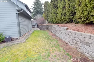 2335 Maplewood Dr S, Salem, OR 97306 - Photo 27