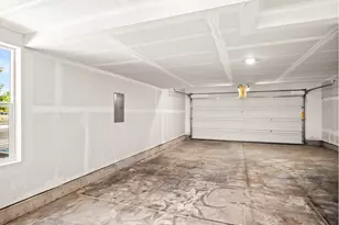932 SW Lockley Ter, Beaverton, OR 97003 - Photo 35