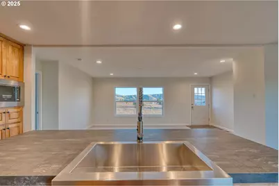959 High Prairie Rd, Lyle, WA 98635 - Photo 13