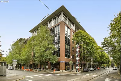 725 NW 10th Ave #305, Portland, OR 97209 - Photo 3