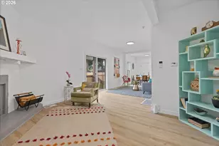 9828 SE Ellis St, Portland, OR 97266 - Photo 5
