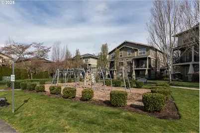 654 NE Garswood Ln, Hillsboro, OR 97006 - Photo 15