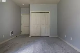 654 NE Garswood Ln, Hillsboro, OR 97006 - Photo 9