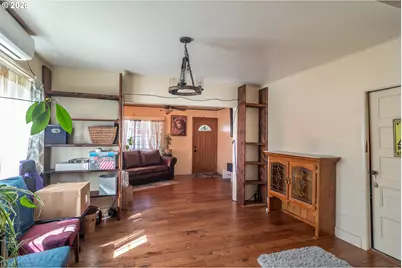 597 SE Ramp St, Roseburg, OR 97470 - Photo 31