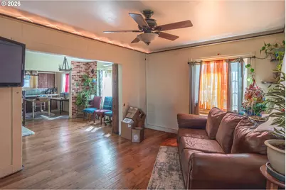 597 SE Ramp St, Roseburg, OR 97470 - Photo 37