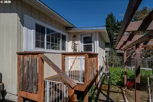 597 SE Ramp St, Roseburg, OR 97470 - Photo 15