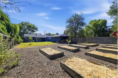 2050 Garfield St, Eugene, OR 97405 - Photo 43