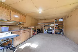 2050 Garfield St, Eugene, OR 97405 - Photo 37