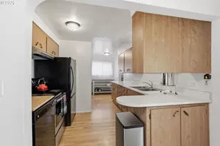 2050 Garfield St, Eugene, OR 97405 - Photo 19