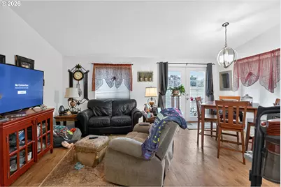 1620 NE 6th St, Redmond, OR 97756 - Photo 15