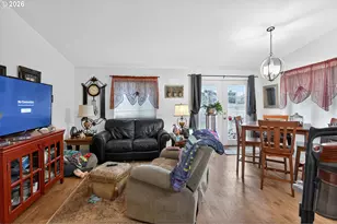 1620 NE 6th St, Redmond, OR 97756 - Photo 15