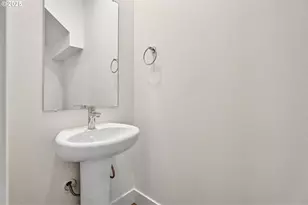 6228 NE 43rd St, Vancouver, WA 98660 - Photo 25