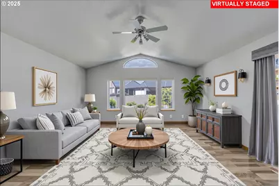 122 Lilly Ct, Sutherlin, OR 97479 - Photo 7