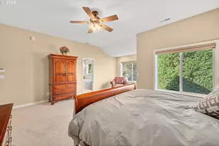 2530 Beacon Hill Dr, West Linn, OR 97068 - Photo 31