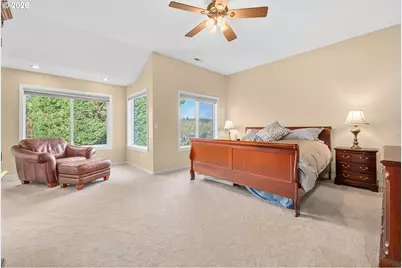 2530 Beacon Hill Dr, West Linn, OR 97068 - Photo 29