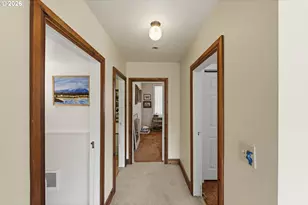 1072 Elrod Ave, Coos Bay, OR 97420 - Photo 17