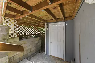 1072 Elrod Ave, Coos Bay, OR 97420 - Photo 31