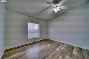 51469 SE Westlake Dr, Scappoose, OR 97056 - Photo 31