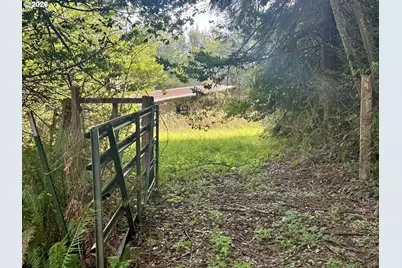 60958 Old Wagon Rd, Coos Bay, OR 97420 - Photo 21