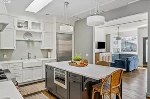 206 NE 80th Ave, Portland, OR 97213 - Photo 11