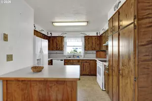 1425 Taney St, Eugene, OR 97402 - Photo 11