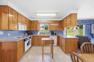 9250 Bewley Creek Rd, Tillamook, OR 97141 - Photo 9