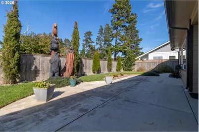 4260 Caddington Ln, Florence, OR 97439 - Photo 33