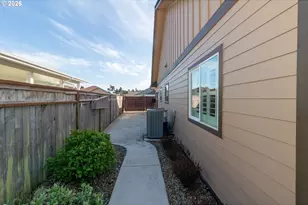 4260 Caddington Ln, Florence, OR 97439 - Photo 37