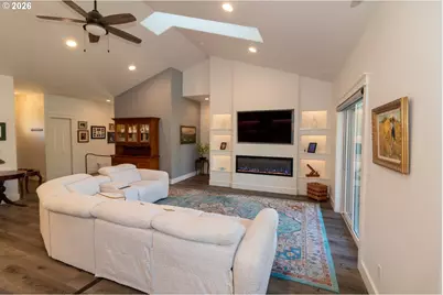 4260 Caddington Ln, Florence, OR 97439 - Photo 9