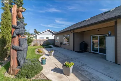 4260 Caddington Ln, Florence, OR 97439 - Photo 35