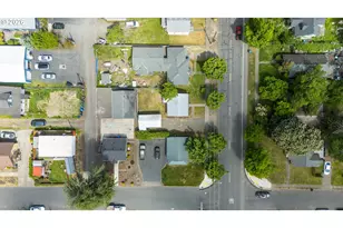 1925 NE Liberty St, Salem, OR 97301 - Photo 17